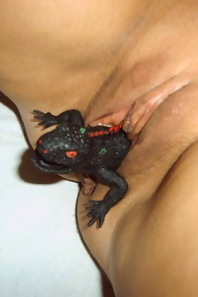 A Lizard In The Pussy